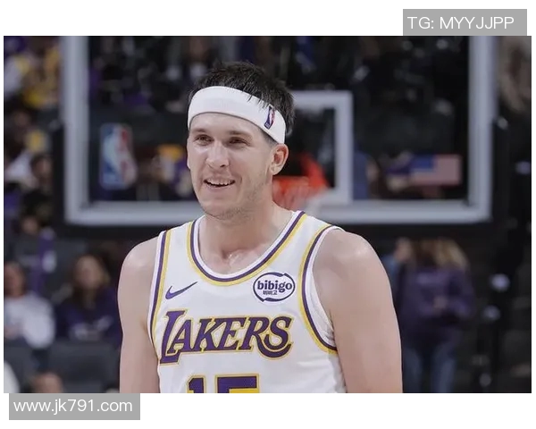 雷迪克：5连客开局艰难但最终找到了赢球方式，东里领导力出色