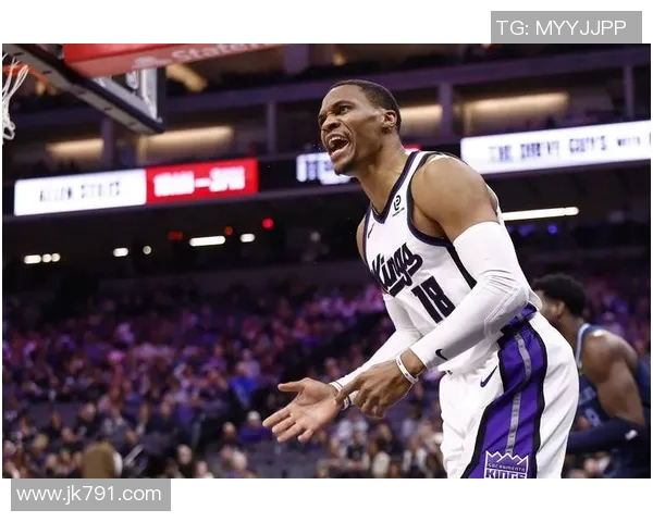 国王发布对阵爵士伤病报告，威少和拉文在内的六人缺席